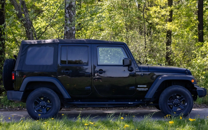 Jeep Wrangler cena 113900 przebieg: 133000, rok produkcji 2017 z Zambrów małe 352